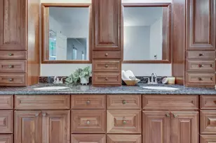 3684 Hunting Ridge Dr SW, Lilburn, GA 30047 - Photo 38