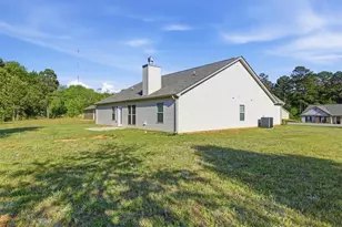 2105 Willow Pk Dr, Monroe, GA 30655 - Photo 4