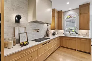 4970 Lake Forrest Dr, Atlanta, GA 30342 - Photo 8