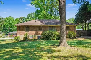 689 SW Walnut SW, Marietta, GA 30060 - Photo 6
