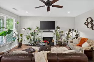 1001 Davis St, Monroe, GA 30655 - Photo 8