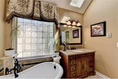 4564 Campenille Trace, Suwanee, GA 30024 - Photo 58