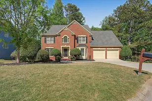 229 Hunters Crossing, Dallas, GA 30157 - Photo 2