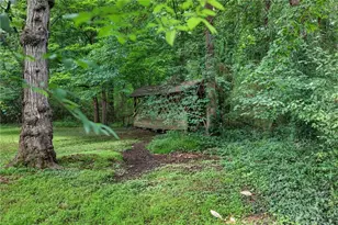 2240 Runnymead Ridge SE, Marietta, GA 30067 - Photo 18