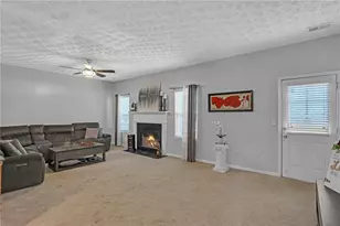 605 Harris Ct, Conyers, GA 30012 - Photo 8