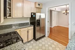 3660 Peachtree NE, Atlanta, GA 30319 - Photo 12