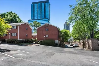3660 Peachtree NE #C2, Atlanta, GA 30319 - Photo 2