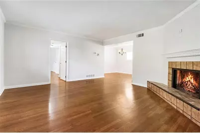 3660 Peachtree NE #C2, Atlanta, GA 30319 - Photo 6