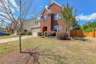 5620 Shiloh Woods Dr, Cumming, GA 30040 - Photo 2