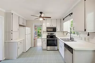 2845 Wood Forest, Marietta, GA 30066 - Photo 8