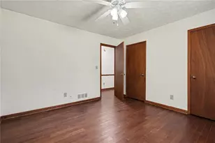 2346 Eastgate Dr, Snellville, GA 30078 - Photo 14