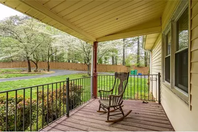 465 Dobbs Road #B, Woodstock, GA 30188 - Photo 2