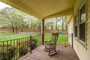465-A Dobbs Rd, Woodstock, GA 30188 - Photo 2