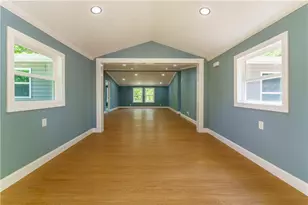 1412 Floyd Cir, Gainesville, GA 30507 - Photo 6