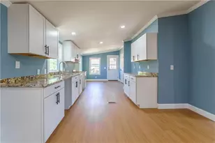 1412 Floyd Cir, Gainesville, GA 30507 - Photo 12