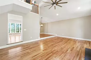 6870 Creekwood Dr, Douglasville, GA 30135 - Photo 4
