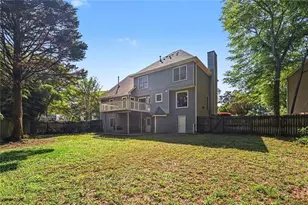 2120 Thorndale Dr SW, Lilburn, GA 30047 - Photo 38
