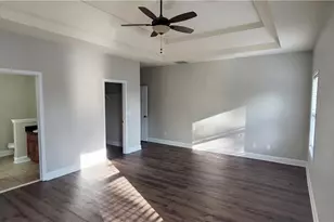 558 Georgia Cir, Loganville, GA 30052 - Photo 14