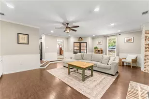 1407 Woodland Circle, Gainesville, GA 30501 - Photo 8