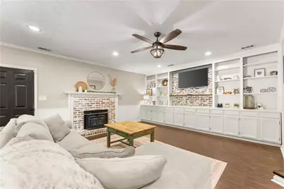 1407 Woodland Circle, Gainesville, GA 30501 - Photo 6