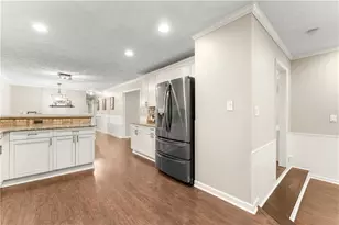1407 Woodland Circle, Gainesville, GA 30501 - Photo 16