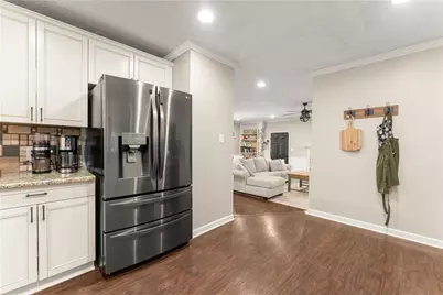 1407 Woodland Circle, Gainesville, GA 30501 - Photo 14