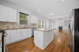 455 Park Pl Ct, Suwanee, GA 30024 - Photo 16