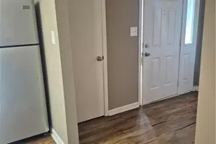 63 Middleton Ct SE, Smyrna, GA 30080 - Photo 8