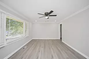 2421 Spring Garden Dr SW, Atlanta, GA 30315 - Photo 6