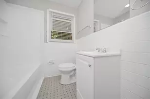 2421 Spring Garden Dr SW, Atlanta, GA 30315 - Photo 16