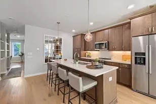 1050 Stacks Ave SE, Atlanta, GA 30315 - Photo 8