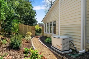 174 Victoria Way, Roswell, GA 30075 - Photo 36
