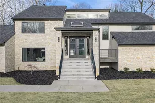 250 Bruton Way, Atlanta, GA 30342 - Photo 4