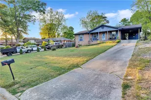 2568 Burkshire Rd, Ellenwood, GA 30294 - Photo 18