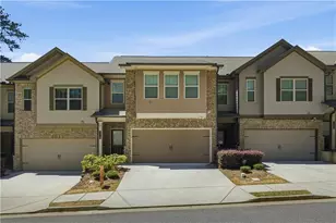 1370 Sugar Glen Ct, Lawrenceville, GA 30044 - Photo 2