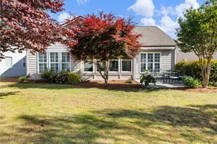 5916 Chimney Rock Dr, Hoschton, GA 30548 - Photo 2