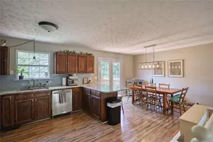 605 Dakota St, Bethlehem, GA 30620 - Photo 6