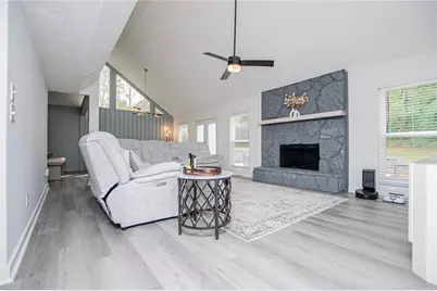 3702 Hembree Lane, Marietta, GA 30062 - Photo 6