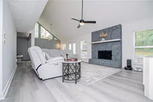3702 Hembree Ln, Marietta, GA 30062 - Photo 6