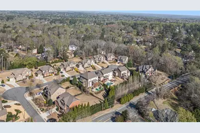 2471 Brewer Way NE, Marietta, GA 30066 - Photo 4