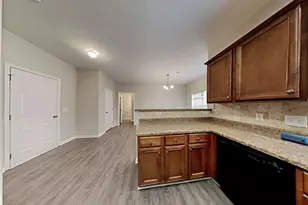 3230 Arbor Oaks Dr, Snellville, GA 30039 - Photo 4