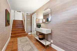 705 E Northway Ln, Atlanta, GA 30342 - Photo 2