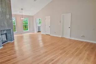 5603 Eagles Feather Ln, Riverdale, GA 30274 - Photo 4