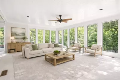 2039 Springlake Drive, Atlanta, GA 30305 - Photo 16
