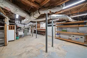 2039 Springlake Dr, Atlanta, GA 30305 - Photo 42