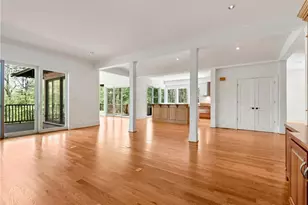 6960 Riverside Dr, Atlanta, GA 30328 - Photo 10