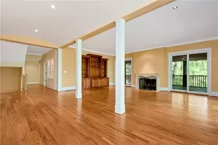 6960 Riverside Dr, Atlanta, GA 30328 - Photo 12