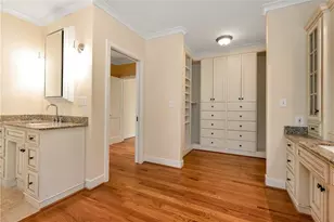 6960 Riverside Dr, Atlanta, GA 30328 - Photo 22