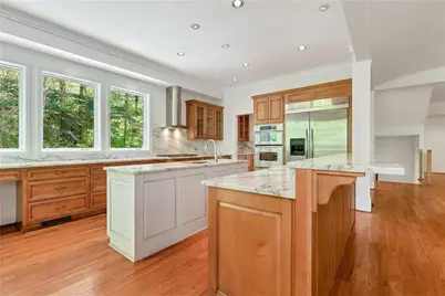 6960 Riverside Drive, Atlanta, GA 30328 - Photo 12