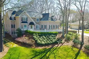 2043 Burgundy Dr, Braselton, GA 30517 - Photo 2